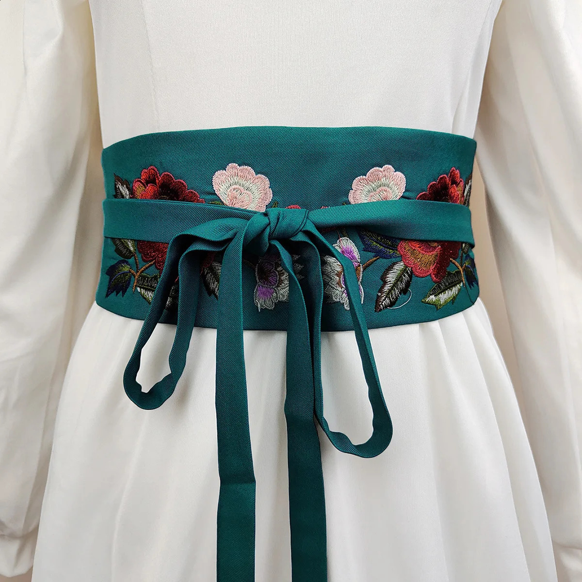 Black retro embroidered wide waistband womens embroidered decorative Chinese ethnic style belt suitable for dresses and Hanbok 240924