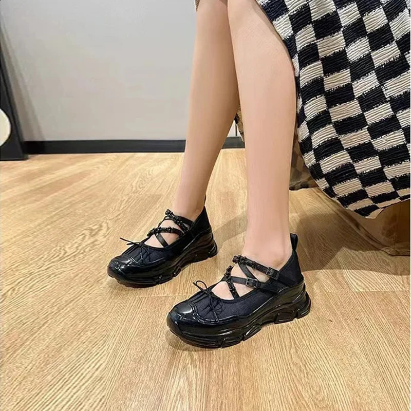 Thick soled high-quality womens casual flat shoes fashionable pearl shallow ankle strap womens dress flat bottom elegant Mary shoes 40 240926
