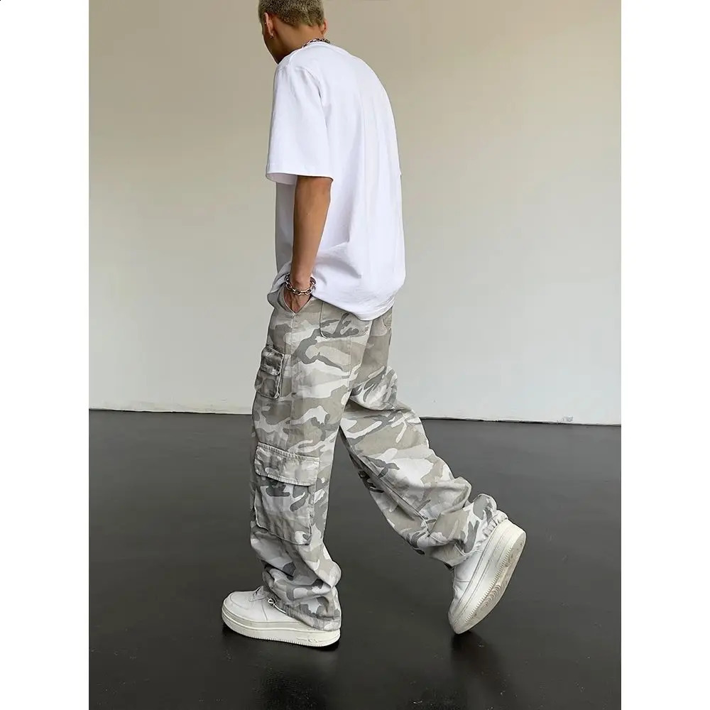 Streetwear Fashion Mens Camouflage Cargo Pants Multi Pocket Hip Hop Mens Clothing Loose Sports Aesthetics Tactical Wide Trouser 240924