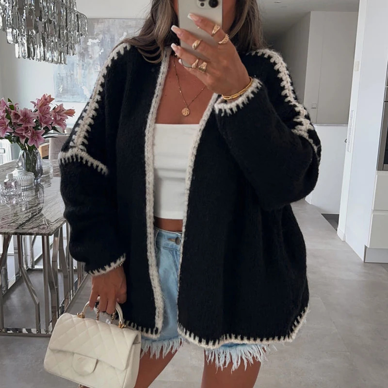 Womens elegant long sleeved knitted jacket autumn and winter color loose cardigan womens V-neck sportswear 240913