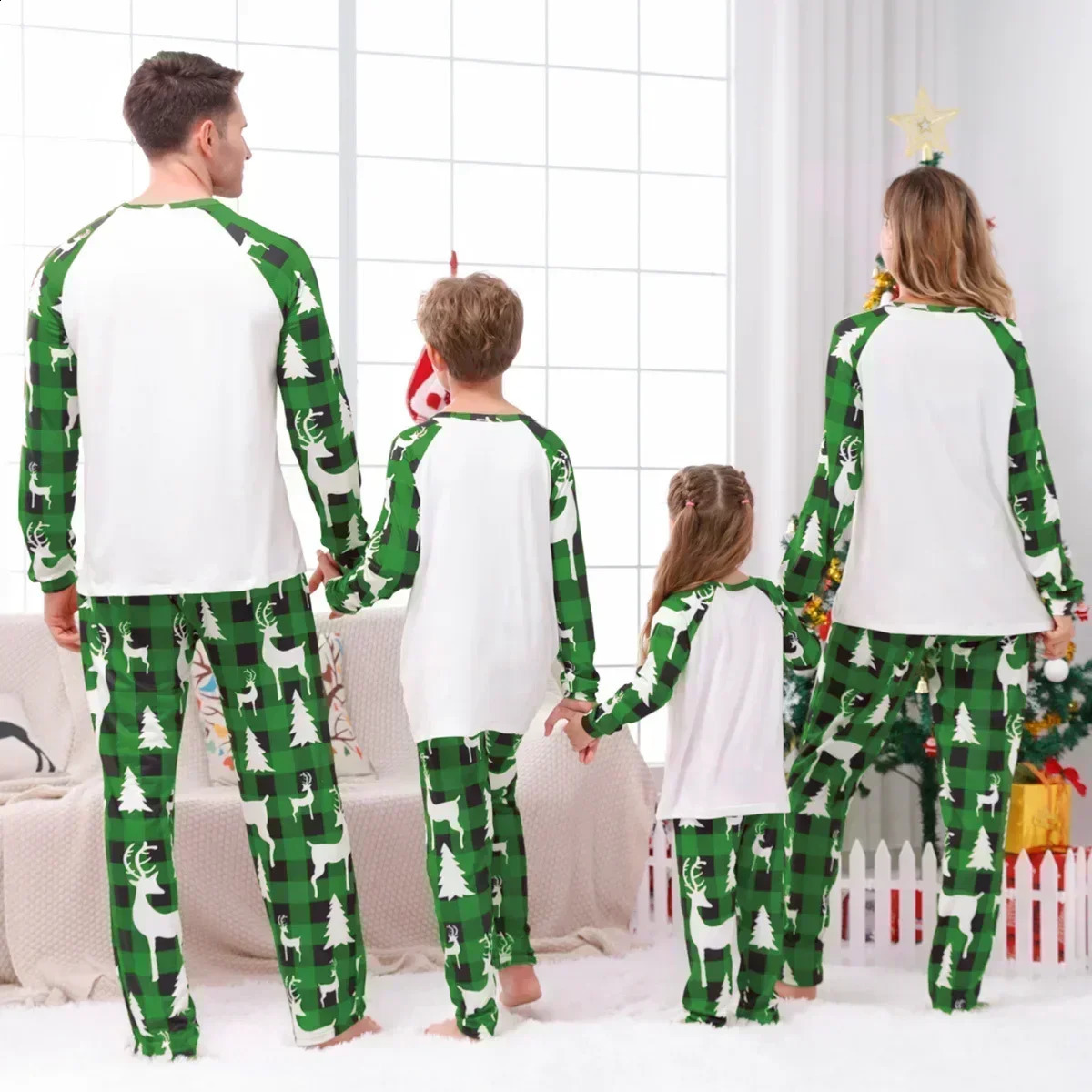 Christmas Pajama Set Tree Printing Mom Dad Child Matching 2piece Baby Dog jumpsuit Pjs Family Clothing 240926