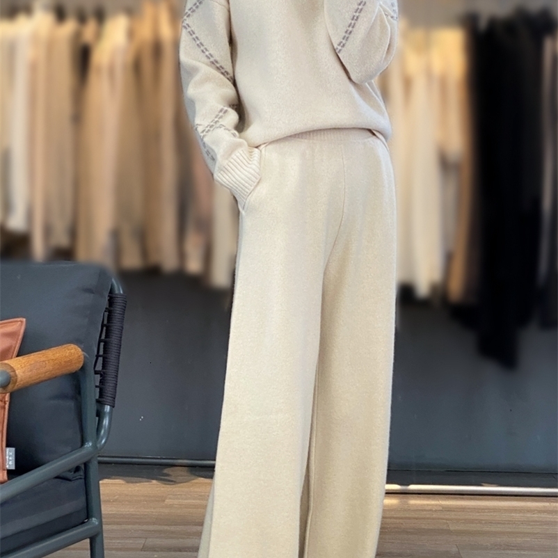 Autumn and Winter 100 Wool Fashion Flat Double Pocket Wide Leg Pants Thickened Embossed High Flip Collar Woolen Sweater Set y240926