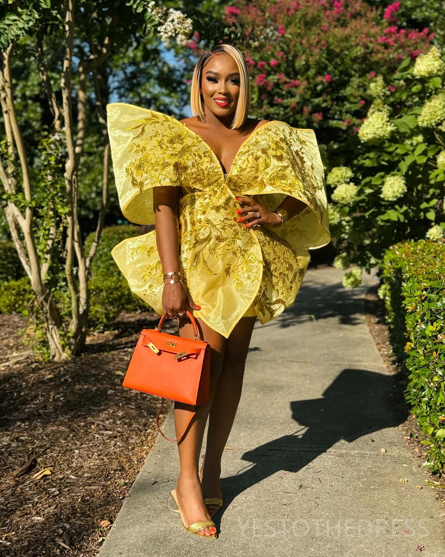 2024 Aso Ebi Gold Cocktail Dresses For Women Short Prom Dresses Mini Dresses Illusion Flora Appliqued Lace Beaded Birthday Dresses For Special Occasio