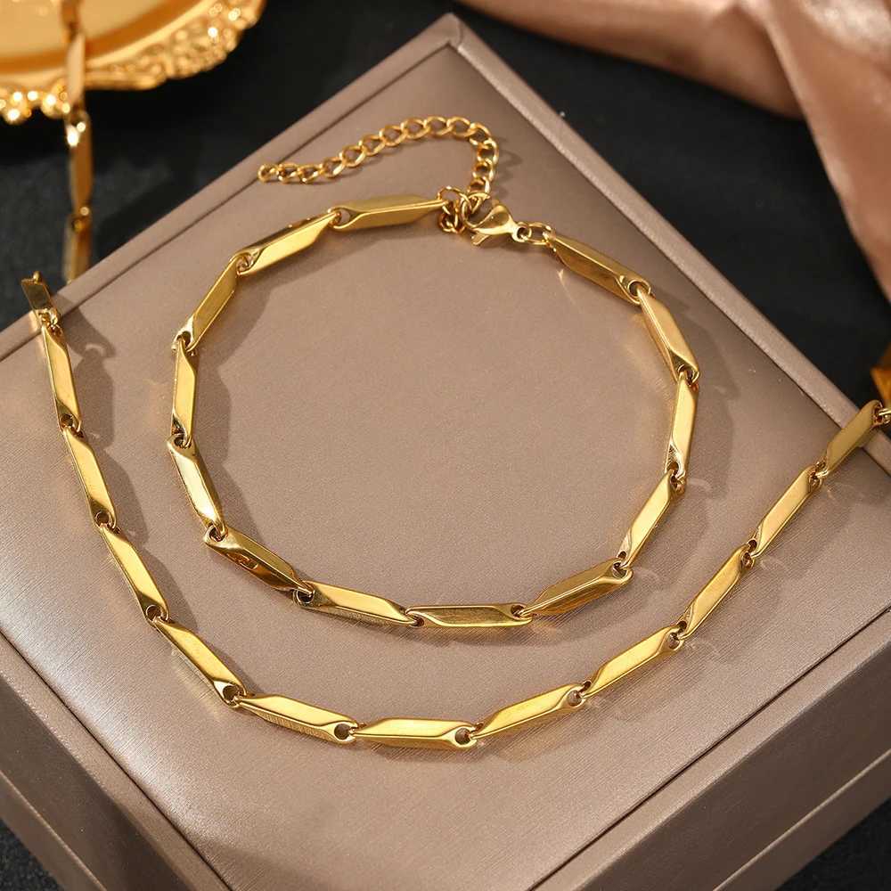 Stainless Steel Necklace Set with Personalized Design Rhbic Chain Fashion Necklace Set for Warm Jewelry Banquet Gifts New Arrival Y240926