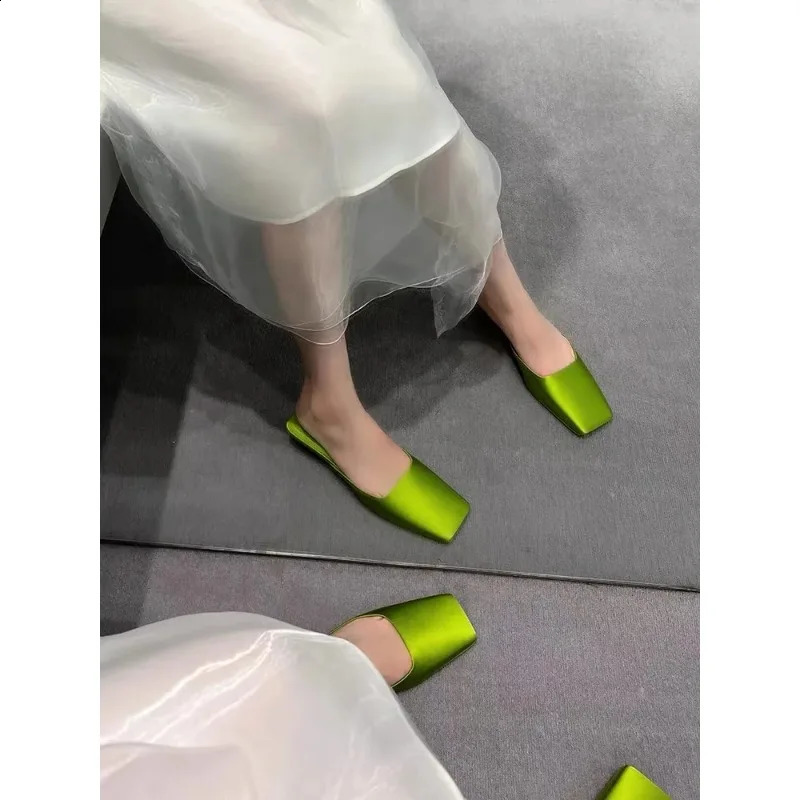 Green Elegant Silk Fabrics Women Slippers Special Fashion Style Low Heels Square Toe Fashion Outwear Shallow Shoes 240924