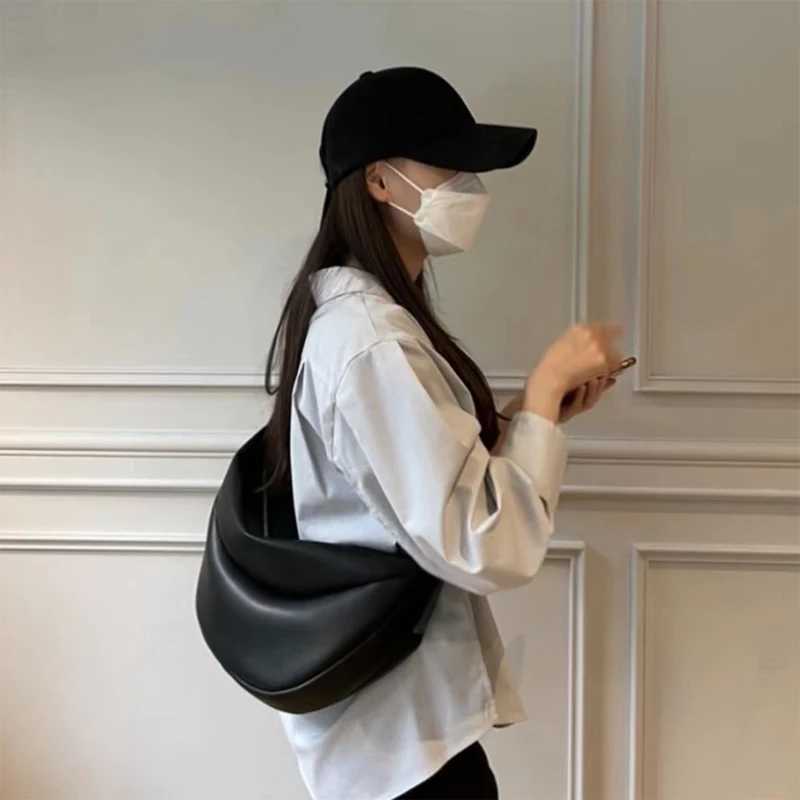 Womens Bag Summer New Style Soft Leather Texture Large Capacity Personalized Trendy One-shoulder Diagonal Dumpling Bag Z240926