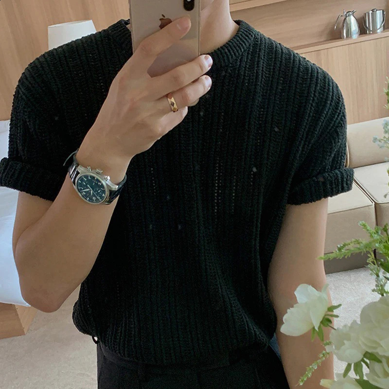 Mens Clothing Light Hollow Out O Neck Knit T Shirt Leisure Solid Color Short Sleeve Korean Retro Knitwear M-2XL 240927