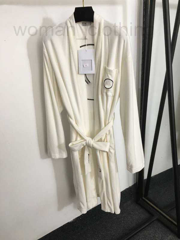 Women's Sleepwear Designer Branded women's pajamas designer clothing for womens fashion embroidered belt waisted terry velvet long sleeve bathrobe 1YSB