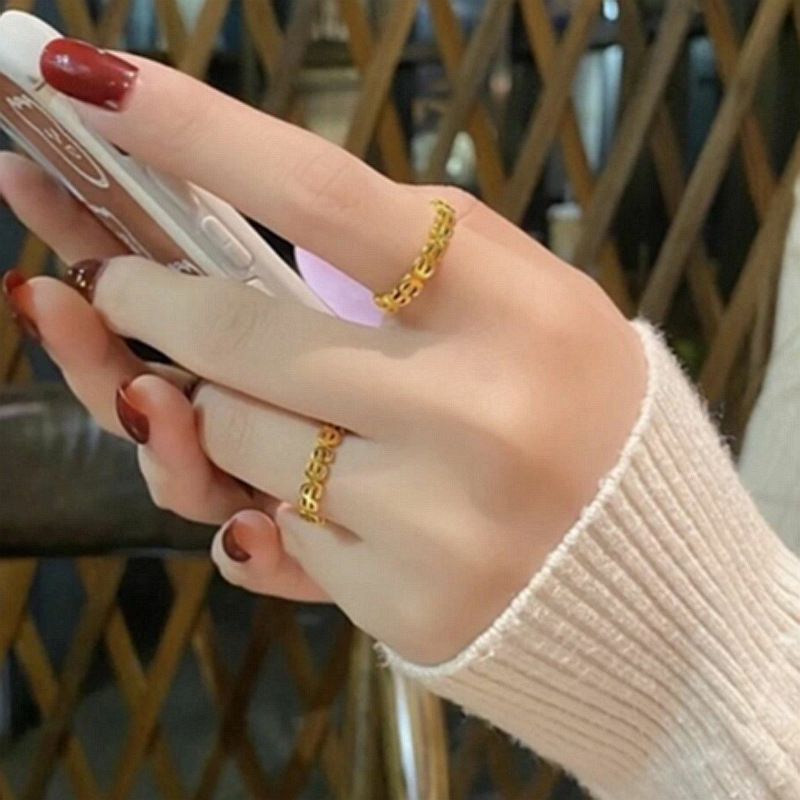 Luxurious Stainless Steel US Dollar Symbol Ring 4MM Creative Designer 18K Gold Silver Plated TItanium Steel USD Rings for Women Men Wedding Jewelry Gi
