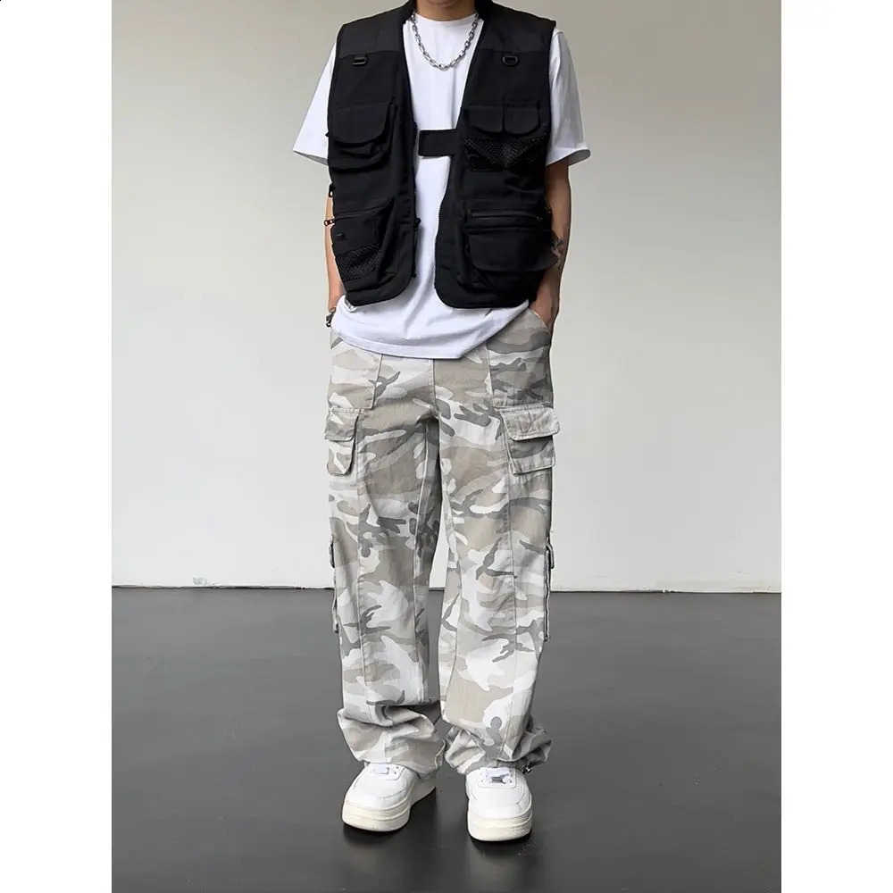 Streetwear Fashion Mens Camouflage Cargo Pants Multi Pocket Hip Hop Mens Clothing Loose Sports Aesthetics Tactical Wide Trouser 240924