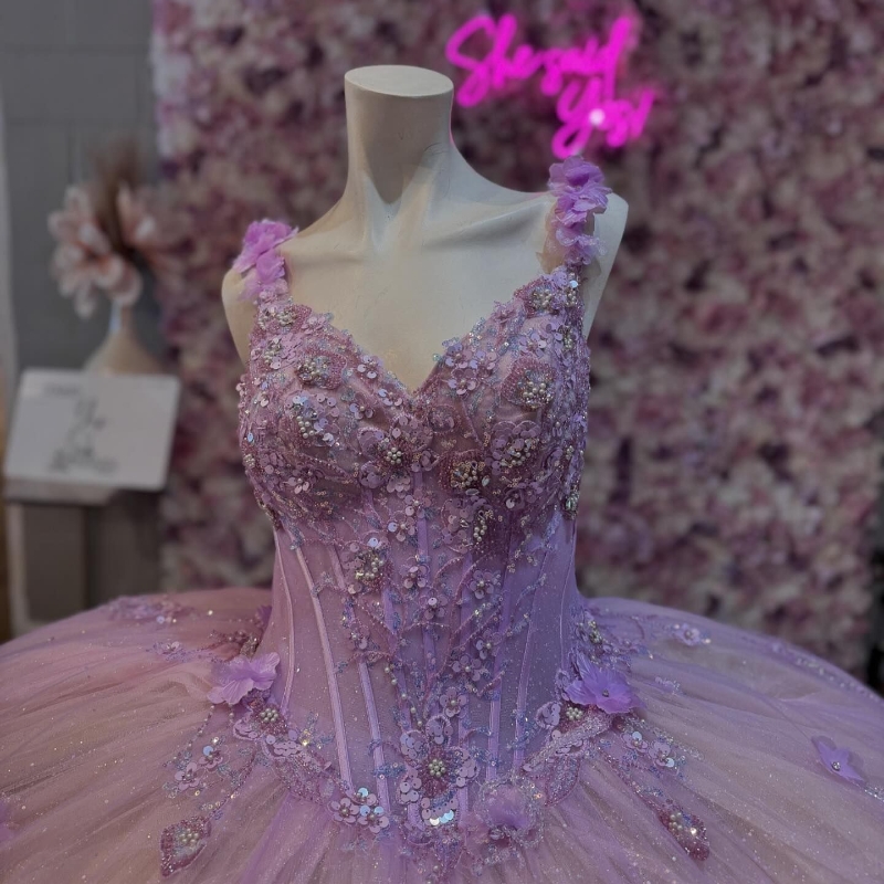 Lavender Ball Gown Sweet 16 Year Quinceanera Dresses Off The Shoulder Applique Lace Beads Tull Princess Birthday Party Dress Vestidos De 15 Anos