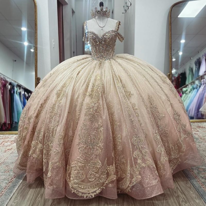 2024 Quinceanera Dresses Blush Pink Off Shoulder Short Sleeves Sequined Lace Applique Crystal Beads Corset Back Sweet 16 Dress Vestidos De 15 Prom Par