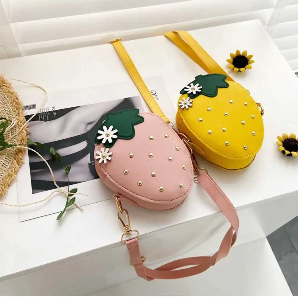 Mini Purse Cute Strawberry Purse Toddler Kids Wallet Shoulder Bag Crossbody Bags for Little Girls LX241104