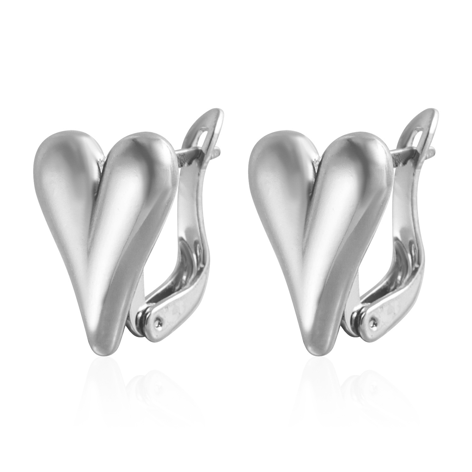 Elegant Heart-Shaped Stud Earrings for Women Chic Fashion Accessory Y2K Heart Stud Earrings Gold Plated Silver Color Zinc Alloy Jewelry Party Vintage 