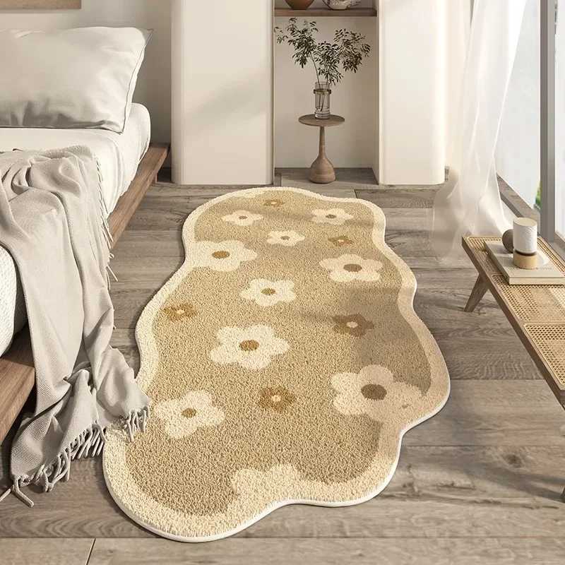 1 piece of bedroom carpet in the shape of Alan Hal lar X240928