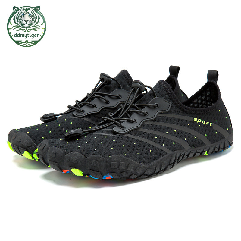 ddmytiger Couple sports outdoor hiking anti slip water shoes, five finger swimming and diving beach shoes A ddmythur