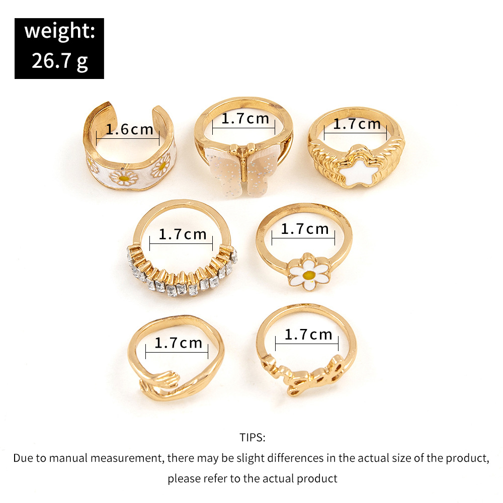 Chic Women's Letter-Embossed Ring with Enamel Star, Butterfly, and Daisy Motif