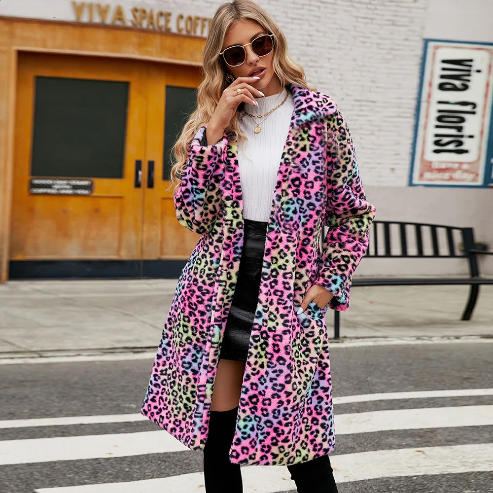 The Winter Leopard Print Fur Wool Lapel Plush Coat Long Warm Fashionable Pink And Green Thick Coat. 240927