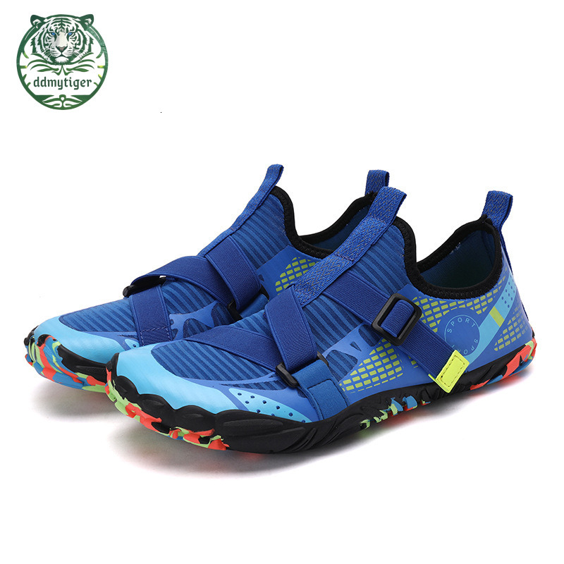 ddmytiger New Hiking Sports Creek Tracing Swimming and Wading Lightweight Diving Beach Shoes, Outdoor Five Finger Mountaineering Shoes A ddmythur