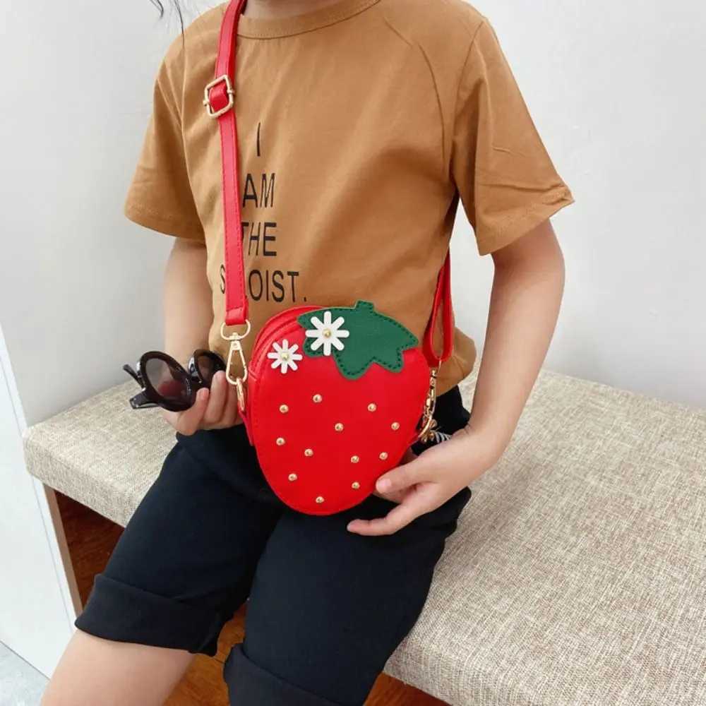 Mini Purse Cute Strawberry Purse Toddler Kids Wallet Shoulder Bag Crossbody Bags for Little Girls LX241104