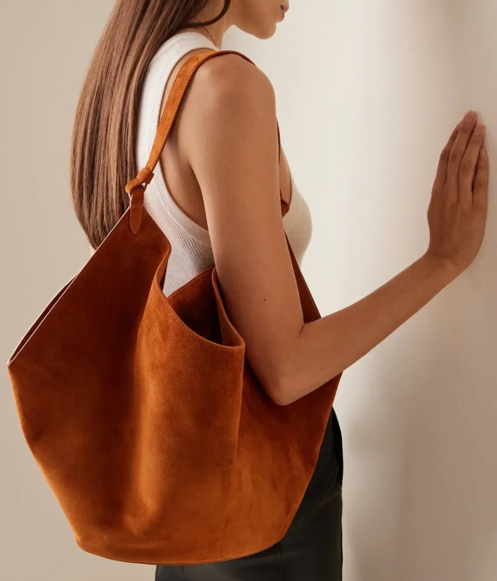 Khaite Lotus tote Autumn Winter Designer Bag Women Suede Tote Large Maxi Handbags Attaches Coin Purse Totes Shoulders Dumpg Bucket Style Genuine Leath