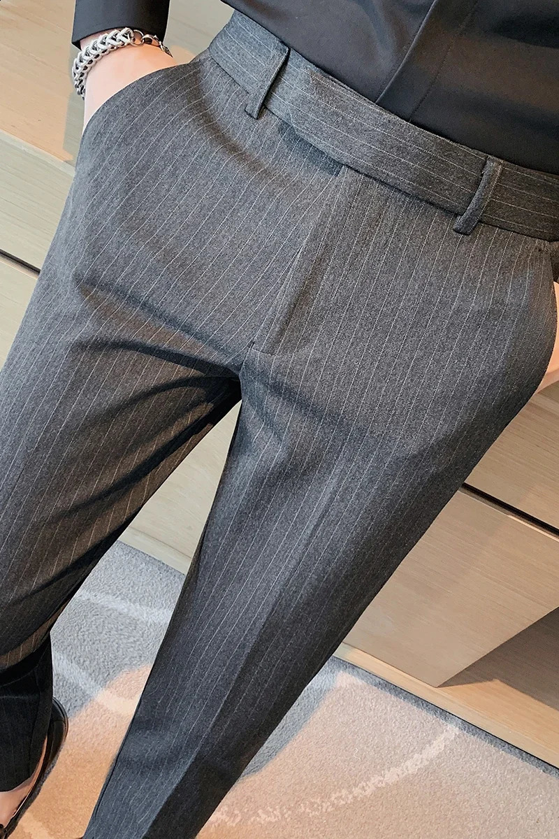 2024 Men Formal Trousers Fashion Male Dress Pants Stripe Slim Fit Business Casual Suit Pant Plus Size 38 Clothing L47 240919