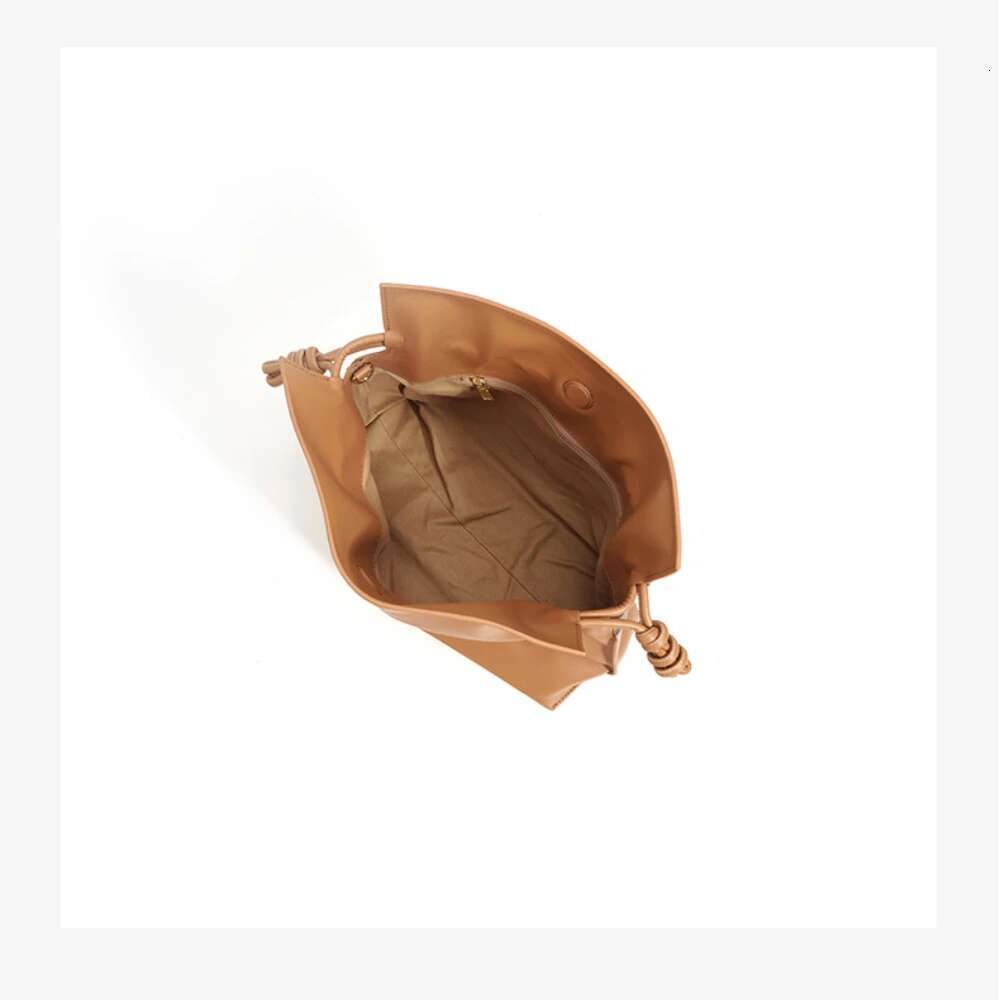Design New Solid Color Ruched String Close Gift Lucky Pouch Handbag Cowhide Leather Women Shoulder Bag 2 Size Daily Purse 77a1 4
