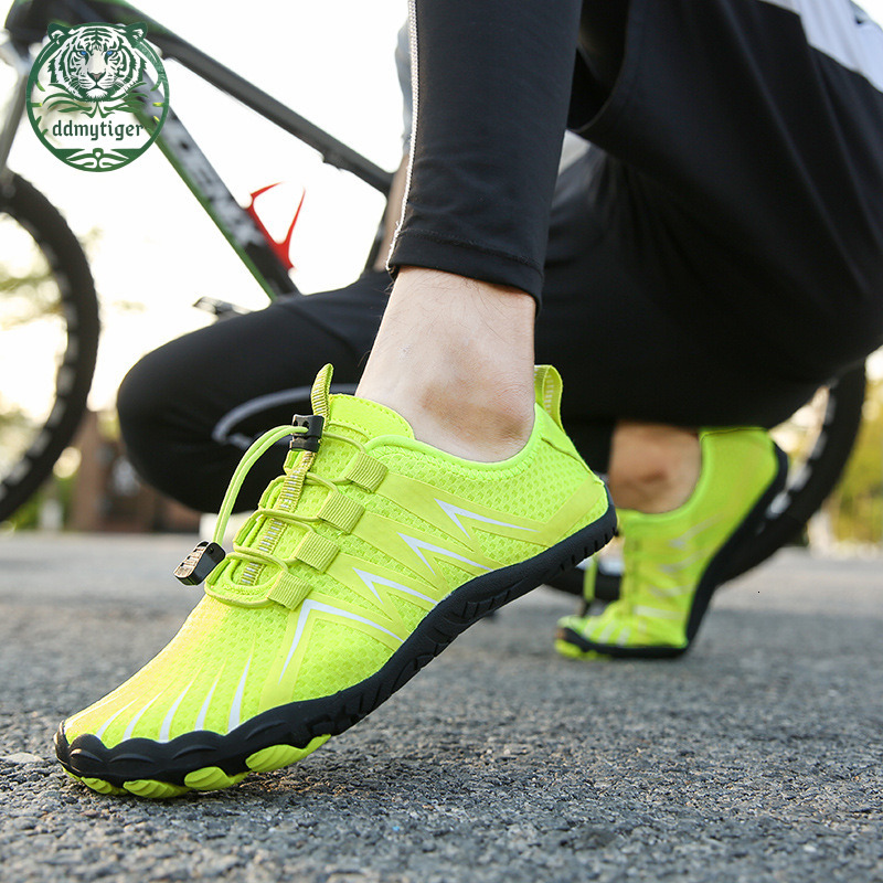 ddmytiger new couple fitness yoga outdoor five finger hiking shoes, anti slip water wading beach shoes A ddmythur