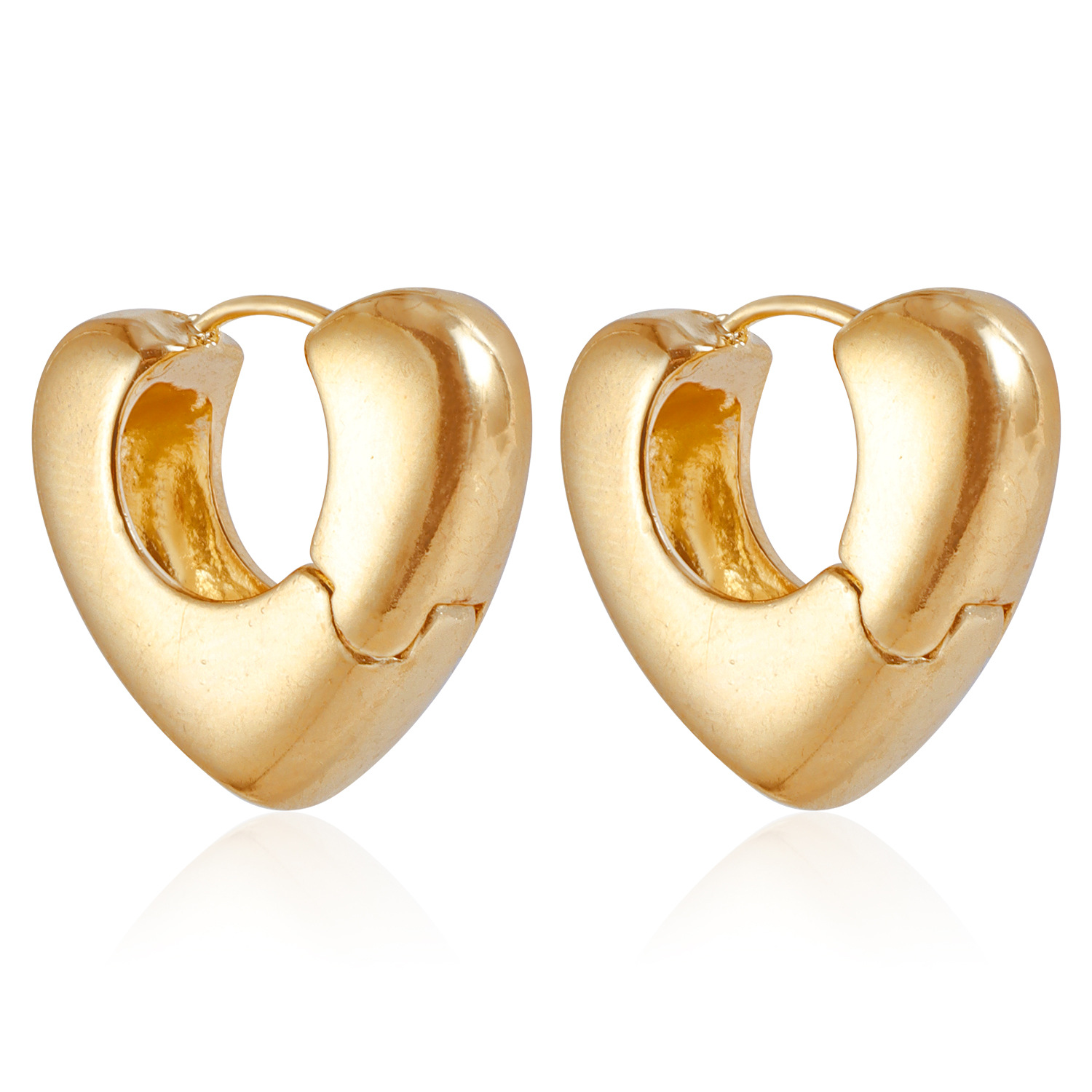 Elegant Hollow Heart Chic Earring - Dainty Small Stud Earrings for Women New In Gold Plated Silver Color Zinc Alloy Earrings Jewelry 2025 Trending Vin