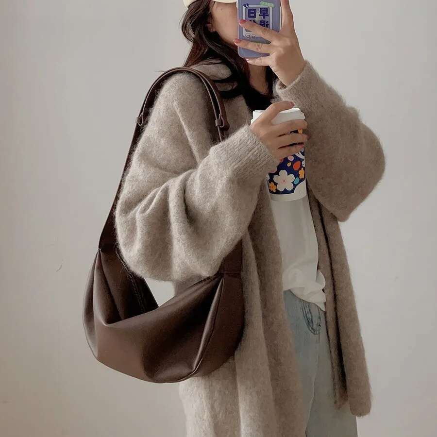 Design Fashionable Armpit Pleated Cloud Shoulder for Glossy Split Cow Leather Women Crossbody Bag Laziness Purse