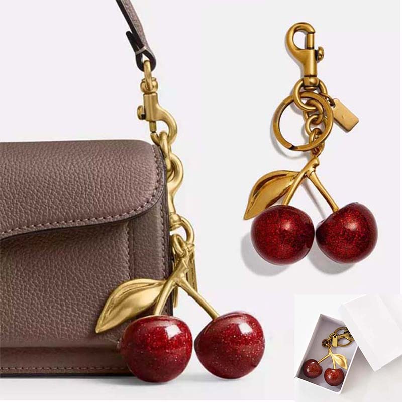 Charm Women Key Rings keychain with box Retro-Cool Cherry In Glittery Resin Clip it To Favorite Bag Set of Keys For Refreshing Style key chain Lanyards