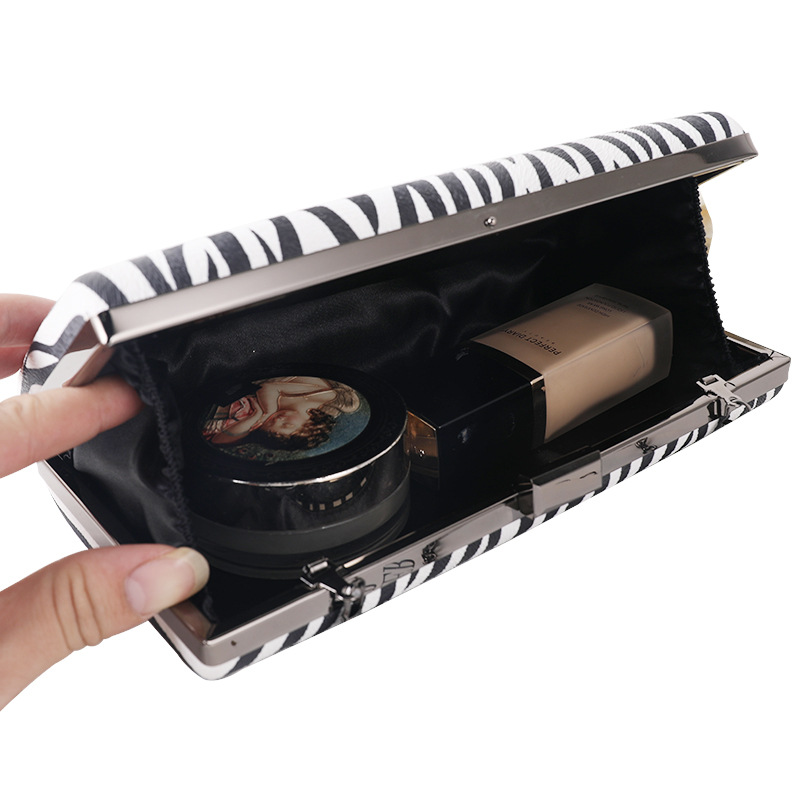 Zebra print dinner package Europe and the United States fashion clutch PU chain foreign trade evening bag 4