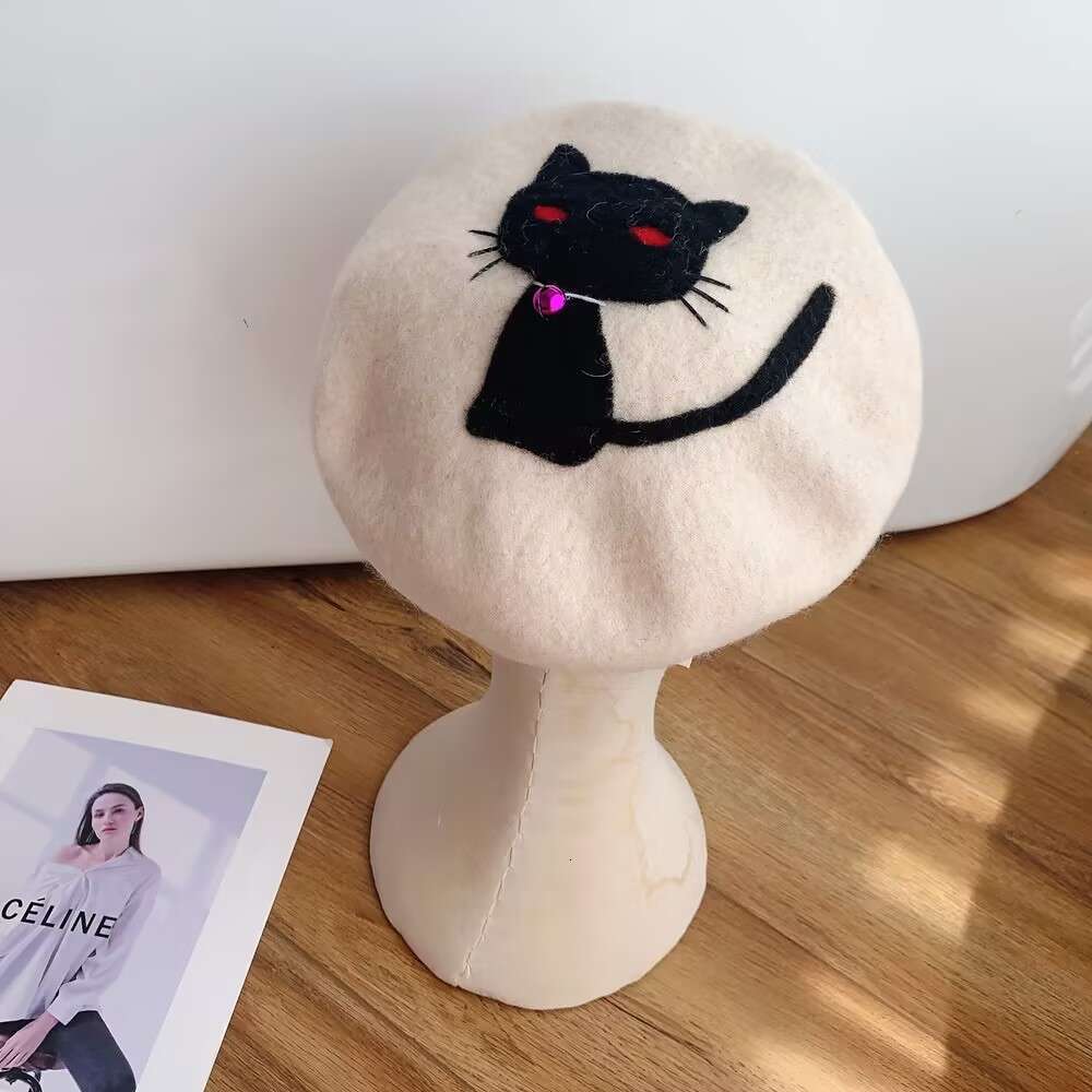 New Arrival Women's Fashionable Artist Painter Style Beret Cap Inspired French Women Outdoor Parties Cute Winter Wool Beach