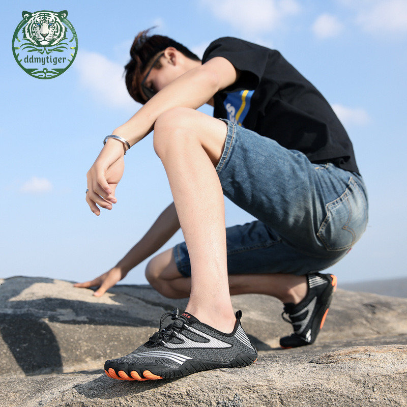 ddmytiger New and river tracing five finger outdoor hiking fitness sports, water wading shoes, diving beach shoes A ddmythur