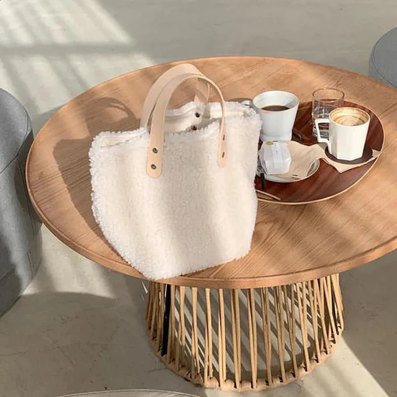 Womens sheepskin fabric shoulder bag canvas fluffy fur handbag large capacity shopping bag womens cute and exquisite school bag 241022