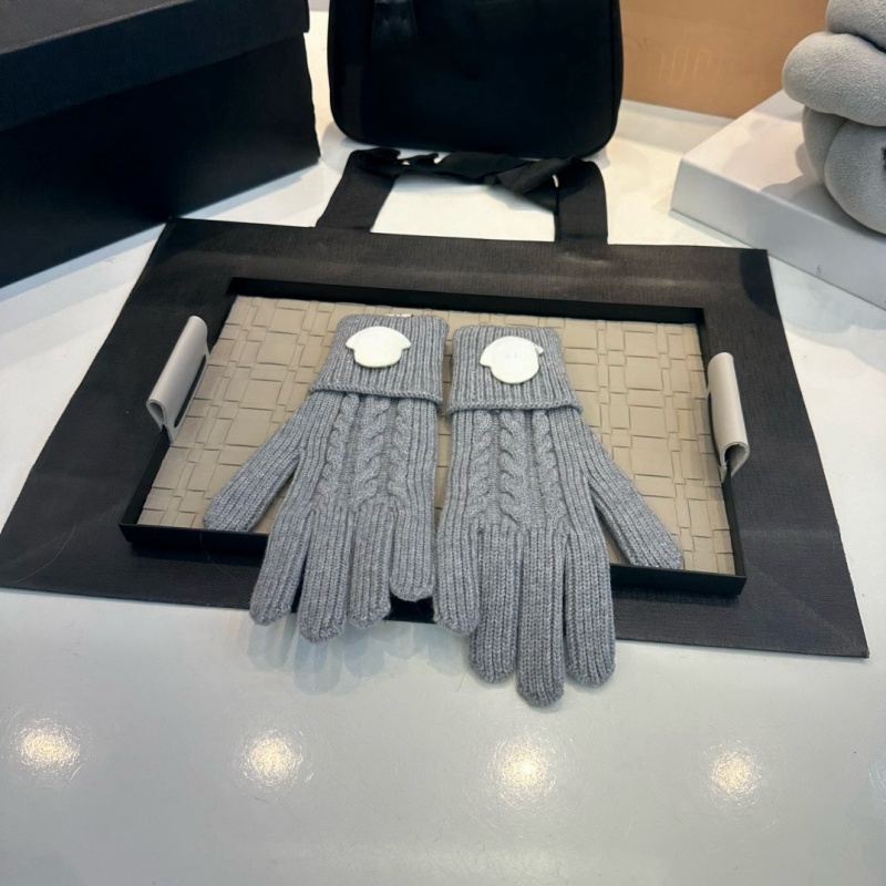 Designer's high-quality gloves, winter warm gloves, fashionable trendy gloves, women's new knitted gloves, five finger anti cold touch screen warm gloves