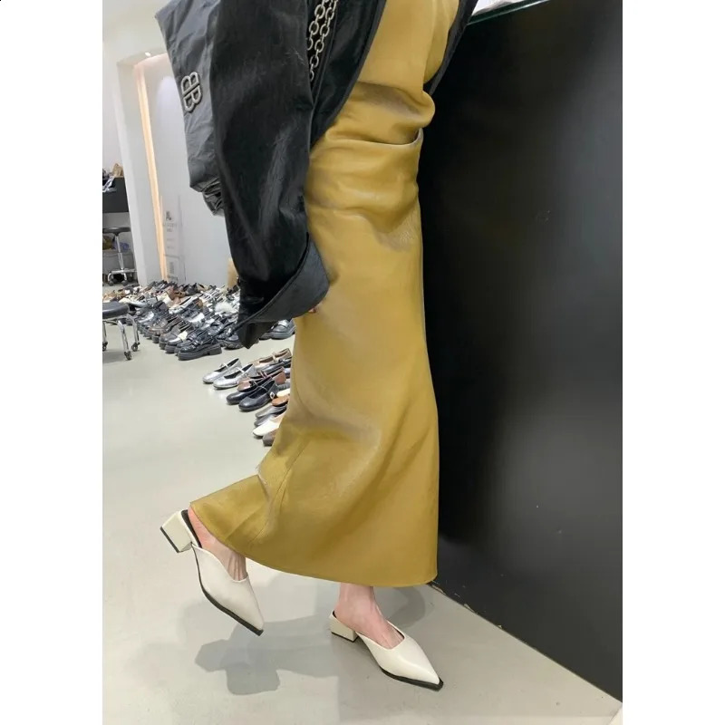 Summer Mid Heel Slippers Close Toe Outdoor Mules Casual Pumps Street Style Woman Sandals Slip on Half Slippers Loafers Shoes 240924