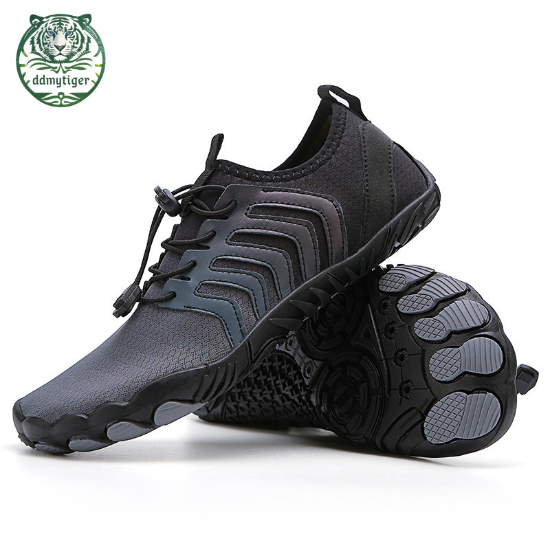 ddmytiger New Outdoor Five Finger Mountaineering Hiking Sports, River Tracing Fitness, Water wading Shoes, Comfortable Beach Shoes A ddmythur