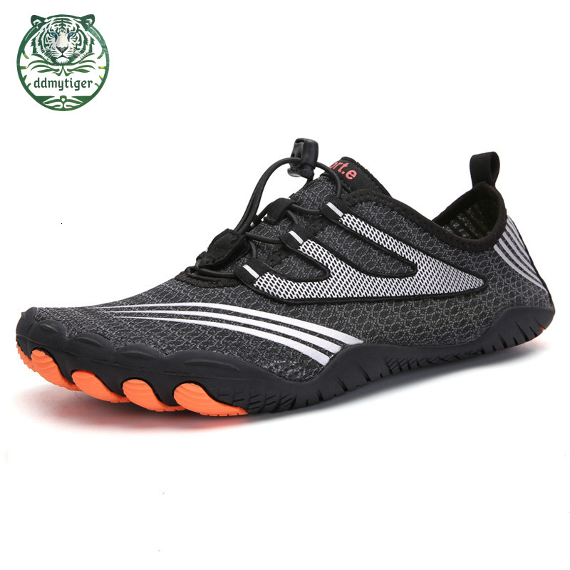 ddmytiger New and river tracing five finger outdoor hiking fitness sports, water wading shoes, diving beach shoes A ddmythur