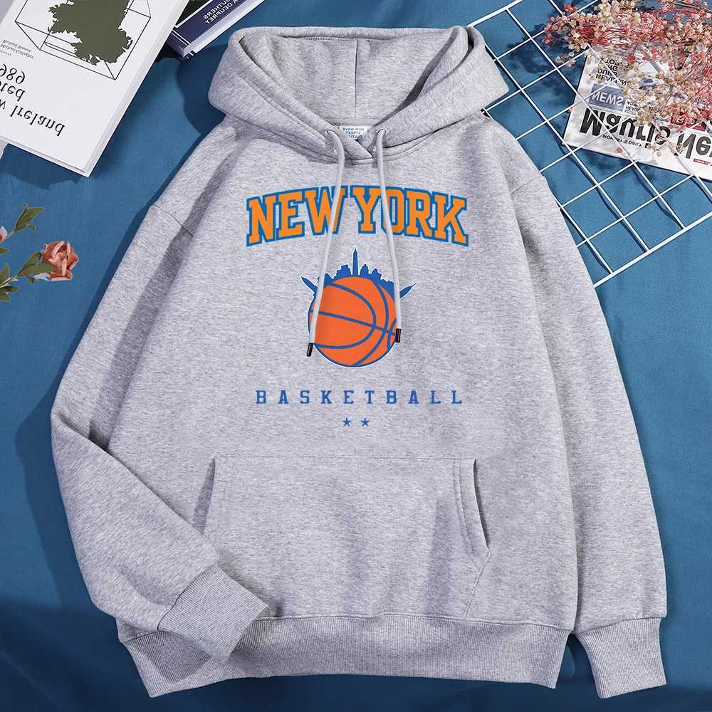 New York Basketball Printed Sweater Mens New Loose Wool Hoodie Loose Pullover Hoodie Crewneck Pocket Clothing W240928