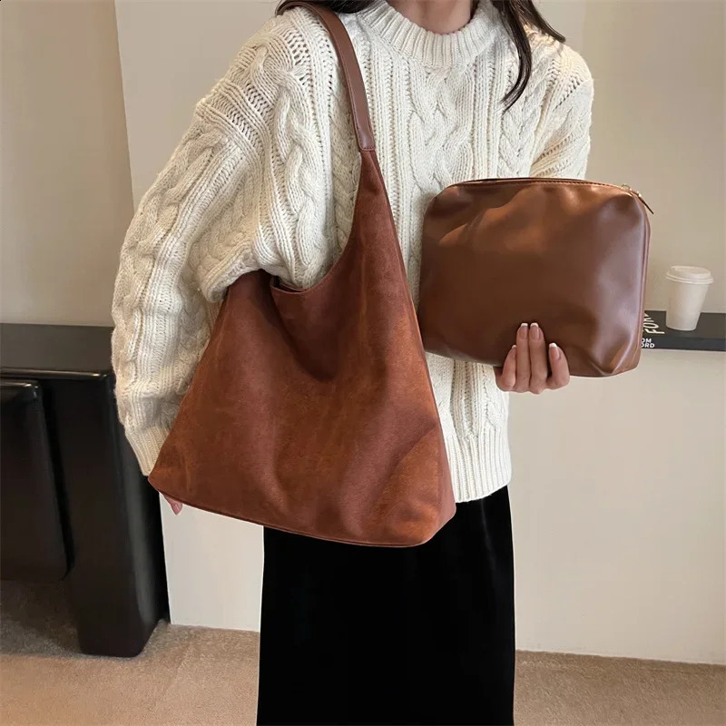 Autumn/Winter Retro Womens Bag Large Capacity Suede Shoulder Bag Solid Color Leisure Bag Retro Handbag 250106