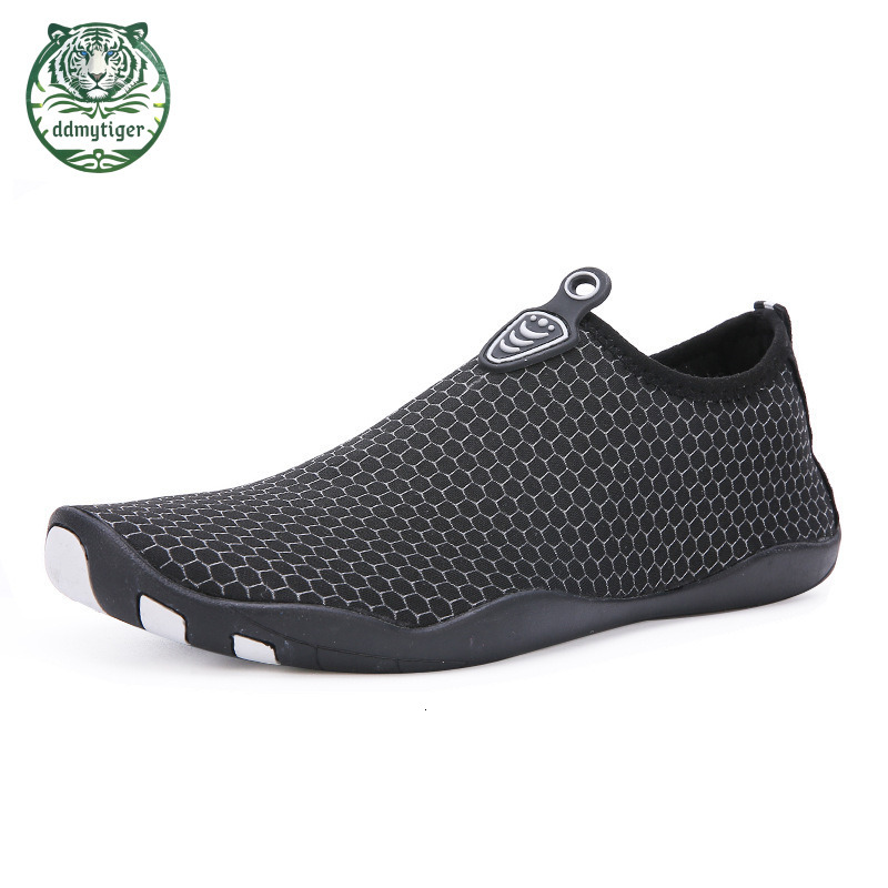 ddmytiger New Swimming Diving Outdoor Beach Couples, Creek Tracing Shoes, Fitness Skincare, Float Diving, Anti slip, and Wading Shoes A ddmythur