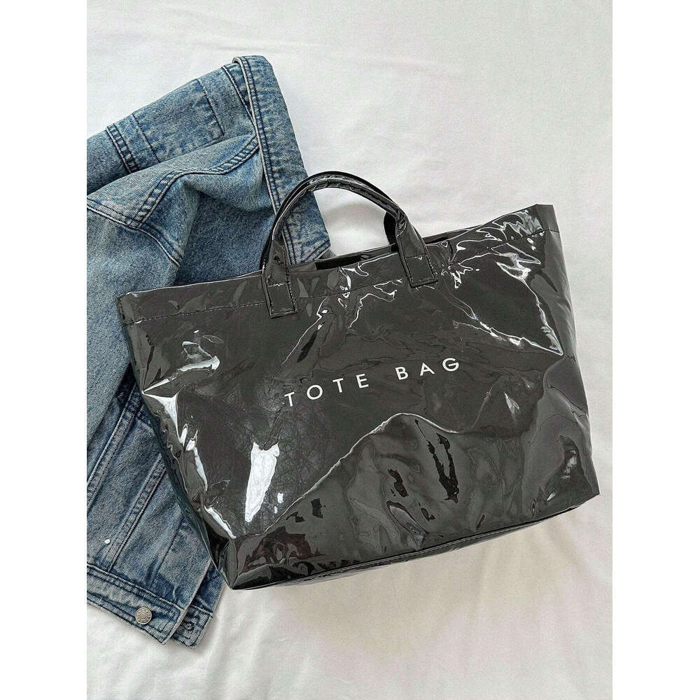 Large Capacity Fashionable Tote PVC Waterproof Transparent Jelly Bag With Handles Trendy Vintage Casual Letter Print Handbag