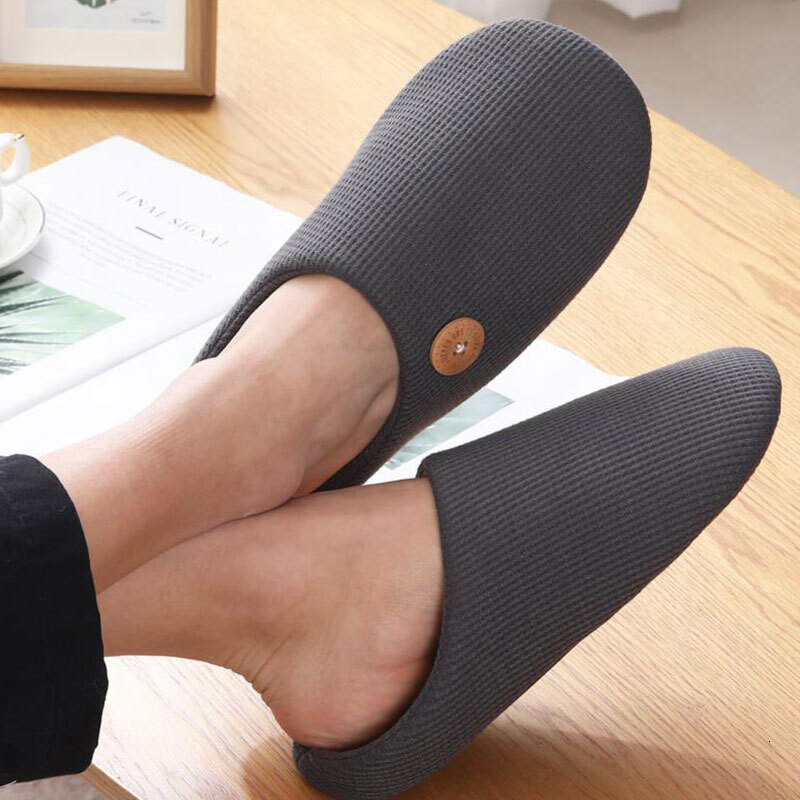 2024 New Designer Shoes Classic Indoor Fashion Home Outdoor Anti slip Soft Men's Flat Shoes Winter Bedroom Shoes