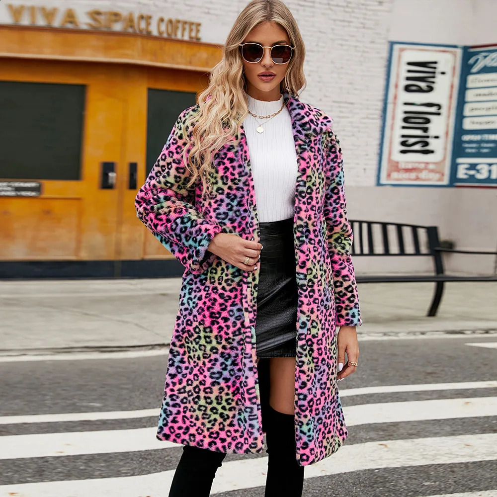 The Winter Leopard Print Fur Wool Lapel Plush Coat Long Warm Fashionable Pink And Green Thick Coat. 240927