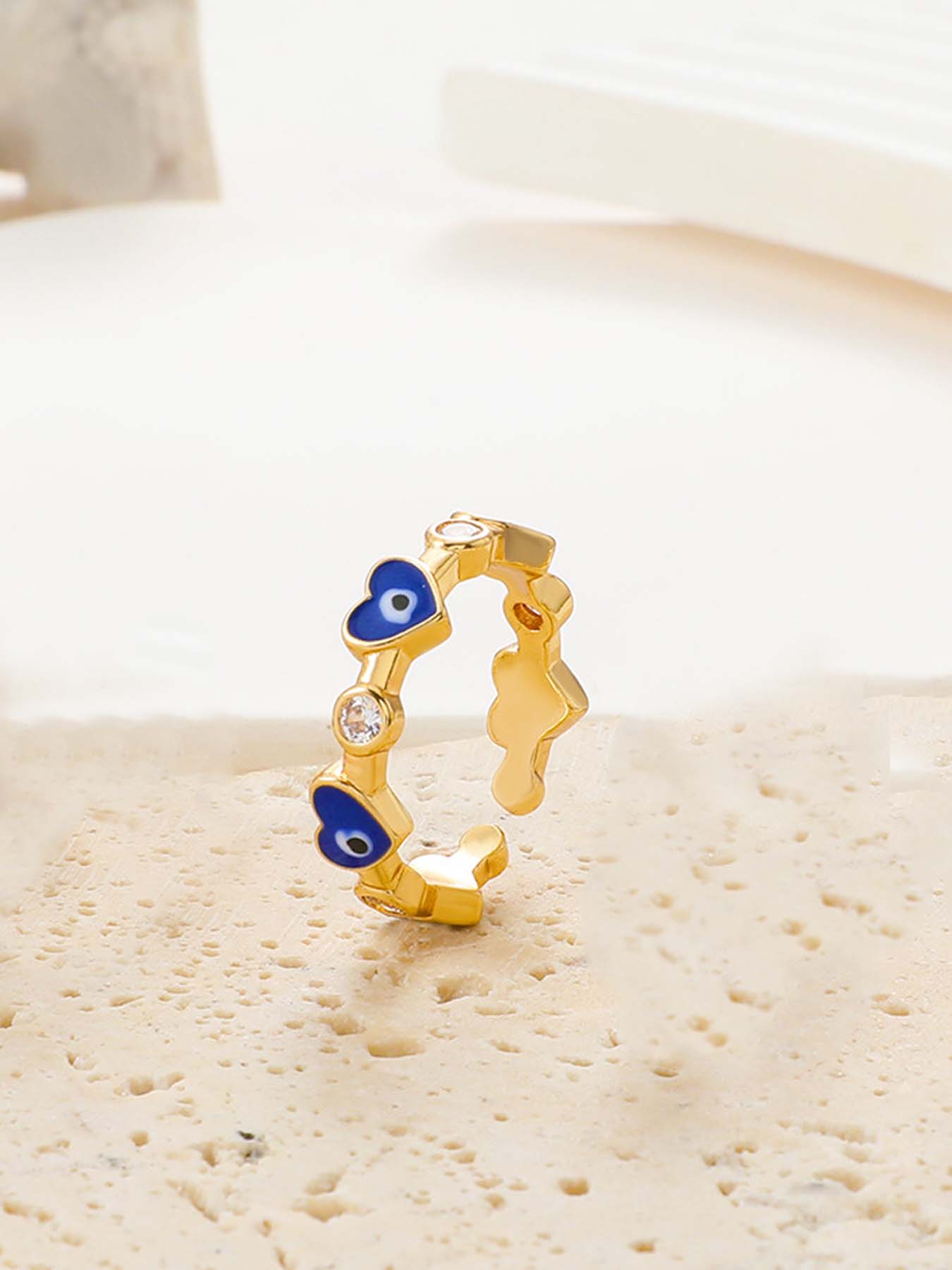 Elegant 1 4 K Gold Evil Eye Ring for Women - Intricate Love Heart Shape & Sparkling Details