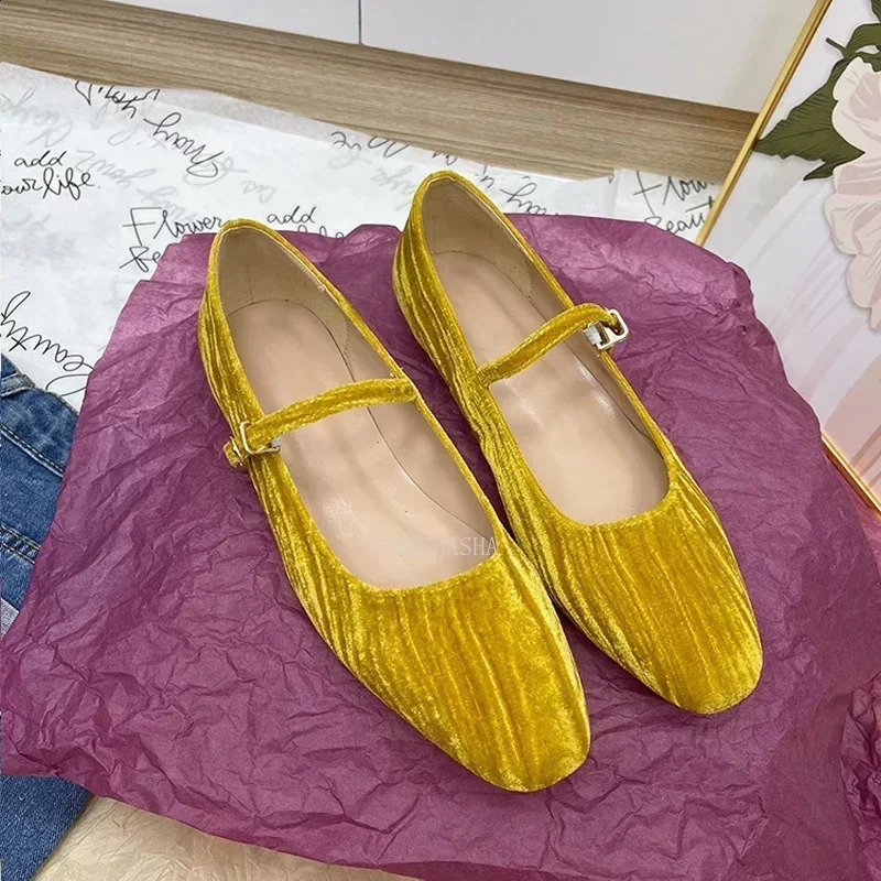 2024 Women Shoes Velvet Ballet Shoes Women Square Toe Flat Mary Janes Ladies Fashion Buckle Strap Velour Shallow Loafers 240926