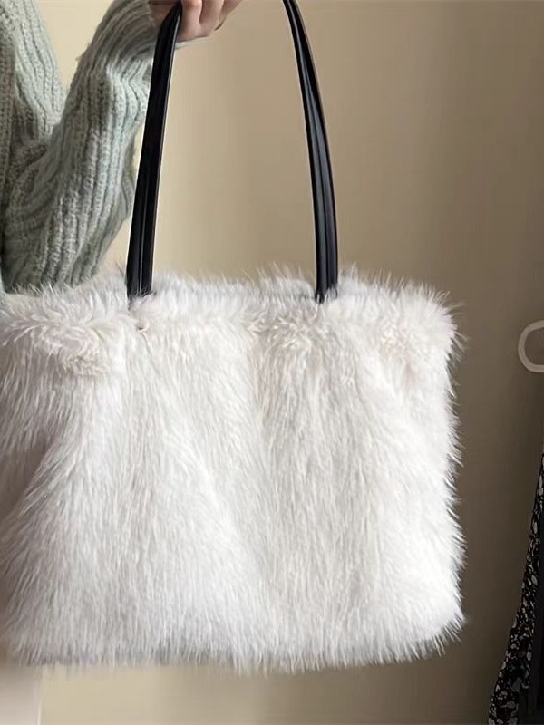 Large capacity mink hair shoulder bag women 2024 new plush simple texture handbag advanced sense Tote bag
