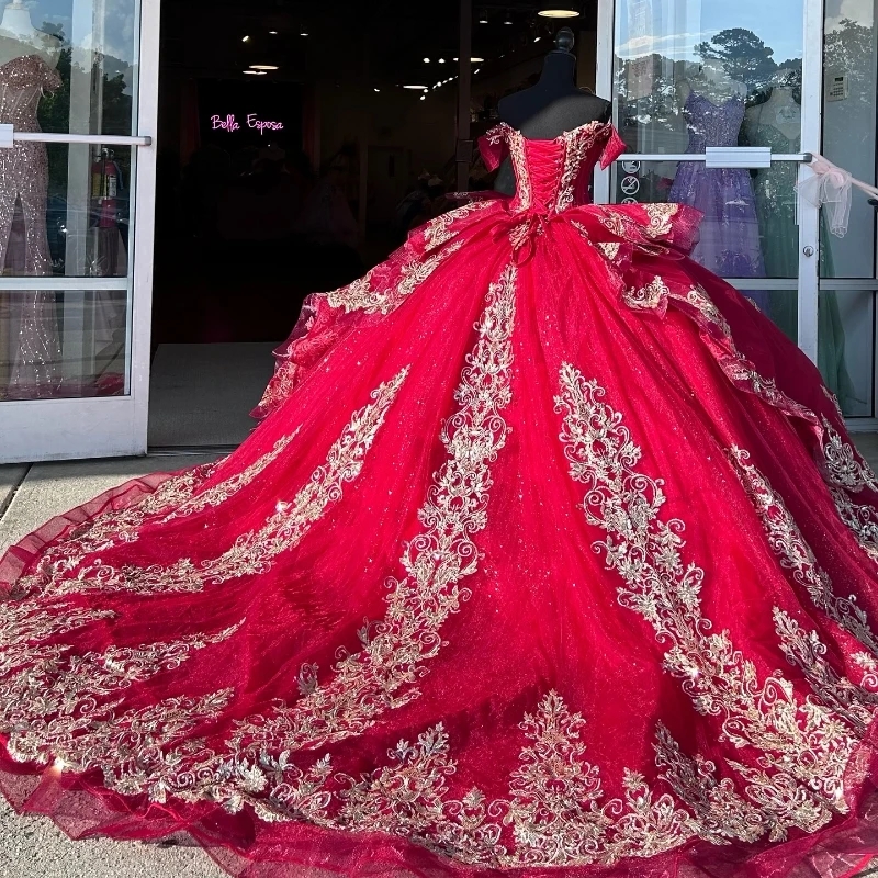 Shiny Red Quinceanera Gold Applique Beads Tull Lace Up Sweet Dress Vestidos De XV Anos Party Birthday Ball Gown D