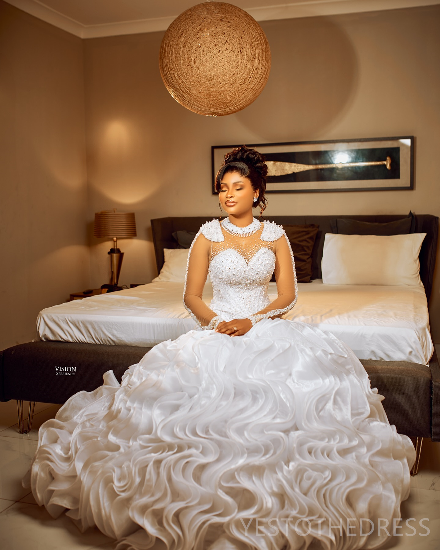 R&W 2024 Plus Size Dresses Bridal For Bride Mermaid Sheer Neck Long Sleeves Beaded Lace Crystals Ruffles Beading Rhies Decorated Wedding Gowns D310